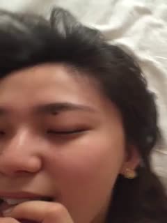 表面高冷的女同事，原来这么淫荡！